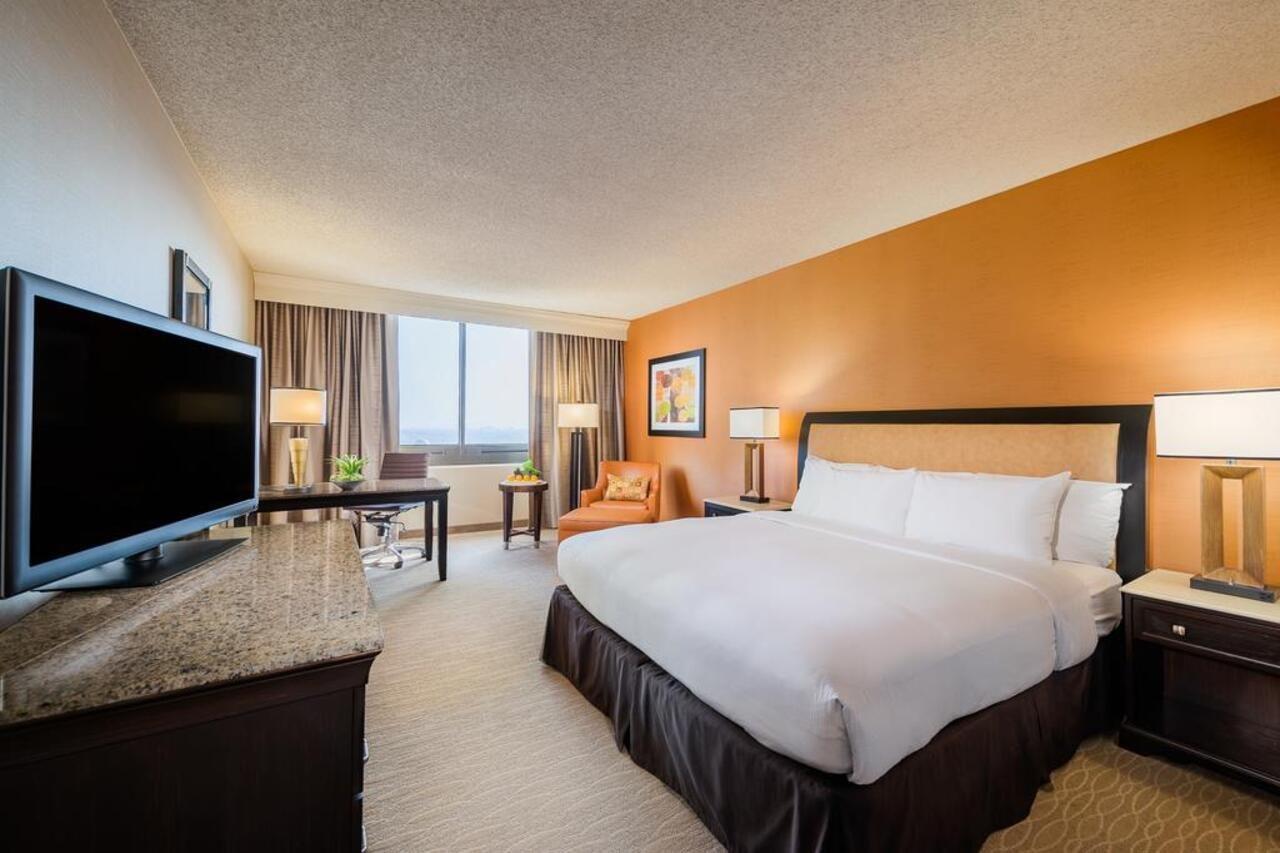 Hotel Fera Anaheim, A Doubletree By Hilton Orange Exterior foto