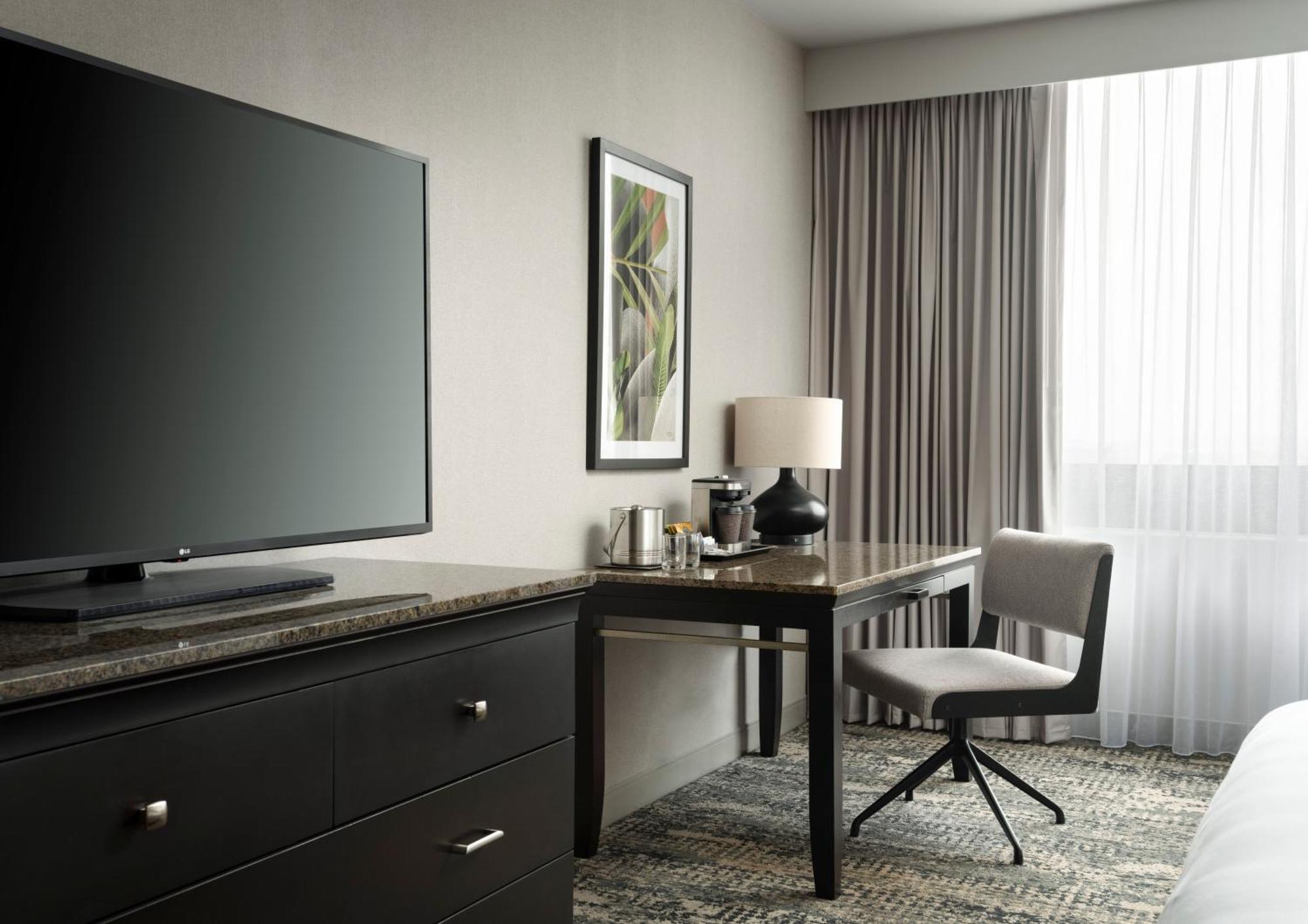 Hotel Fera Anaheim, A Doubletree By Hilton Orange Exterior foto